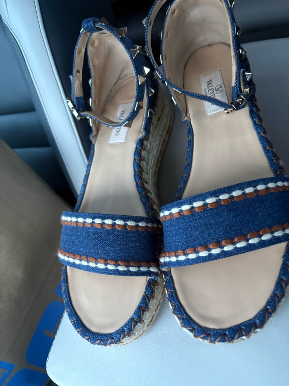 Valentino Garavani Denim Blue Studded Espadrille Wedge Sandals Size 8 - Picture 2 of 4